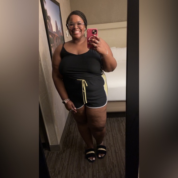 Meet your Posher, Nika’la - Picture 6 of 6